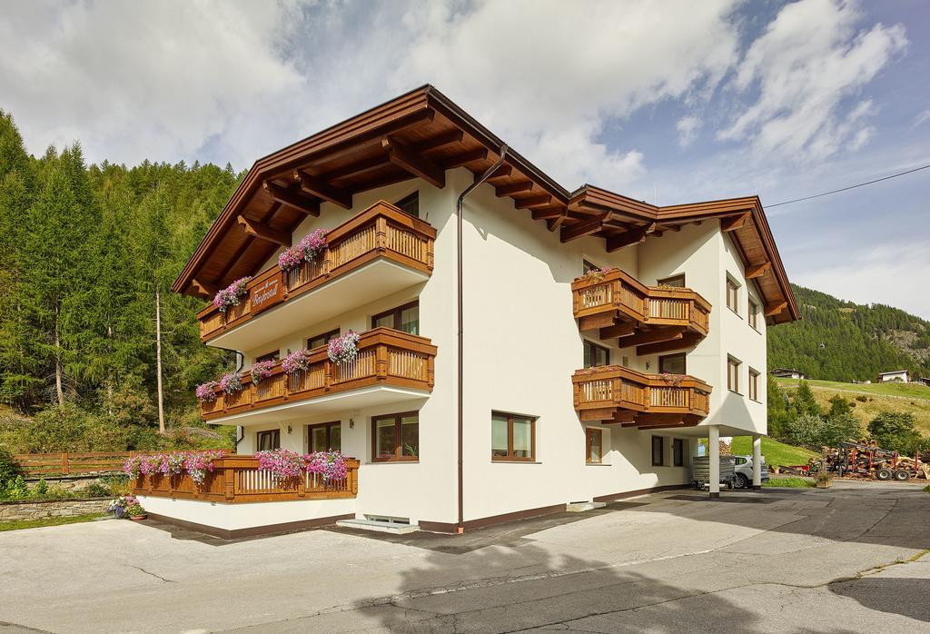 Appartement Gaestehaus Bergkristall Sölden Buitenkant foto